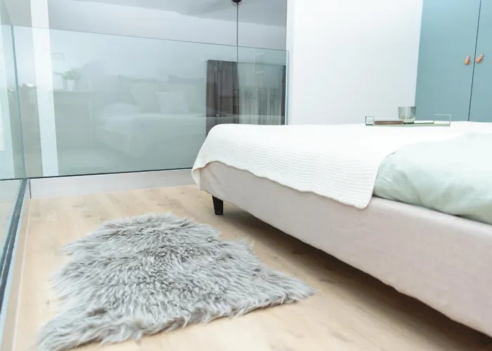 Luxury City Centre Loft In Budapest